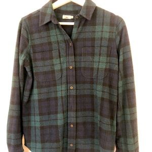 Very comfy checkered shirt from Faherty, almost New